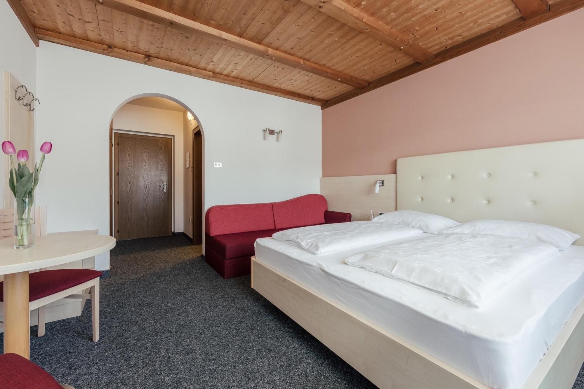 Hotel Garni Sirmian Merano Exterior photo